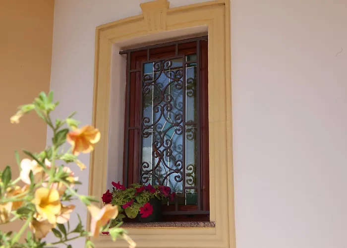 Manno 4* Барчеллона-Поццо-ди-Готто